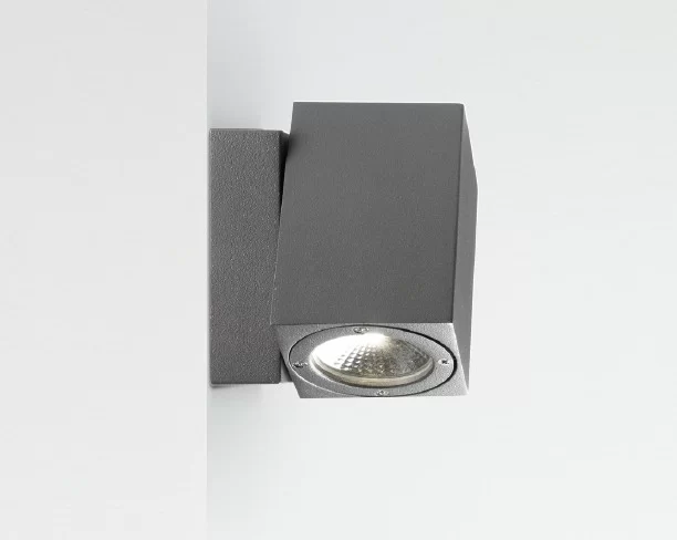 APLICA EXTERIOR 7W LED CAM ORIENTABILA APLICA EXTERIOR 7W LED CAM ORIENTABILA